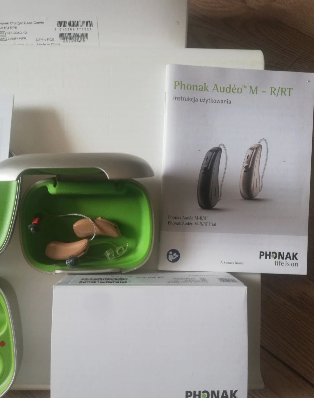 Aparat słuchowy Phonak Audeo Marvel M30 Bluetooth z ładowarką