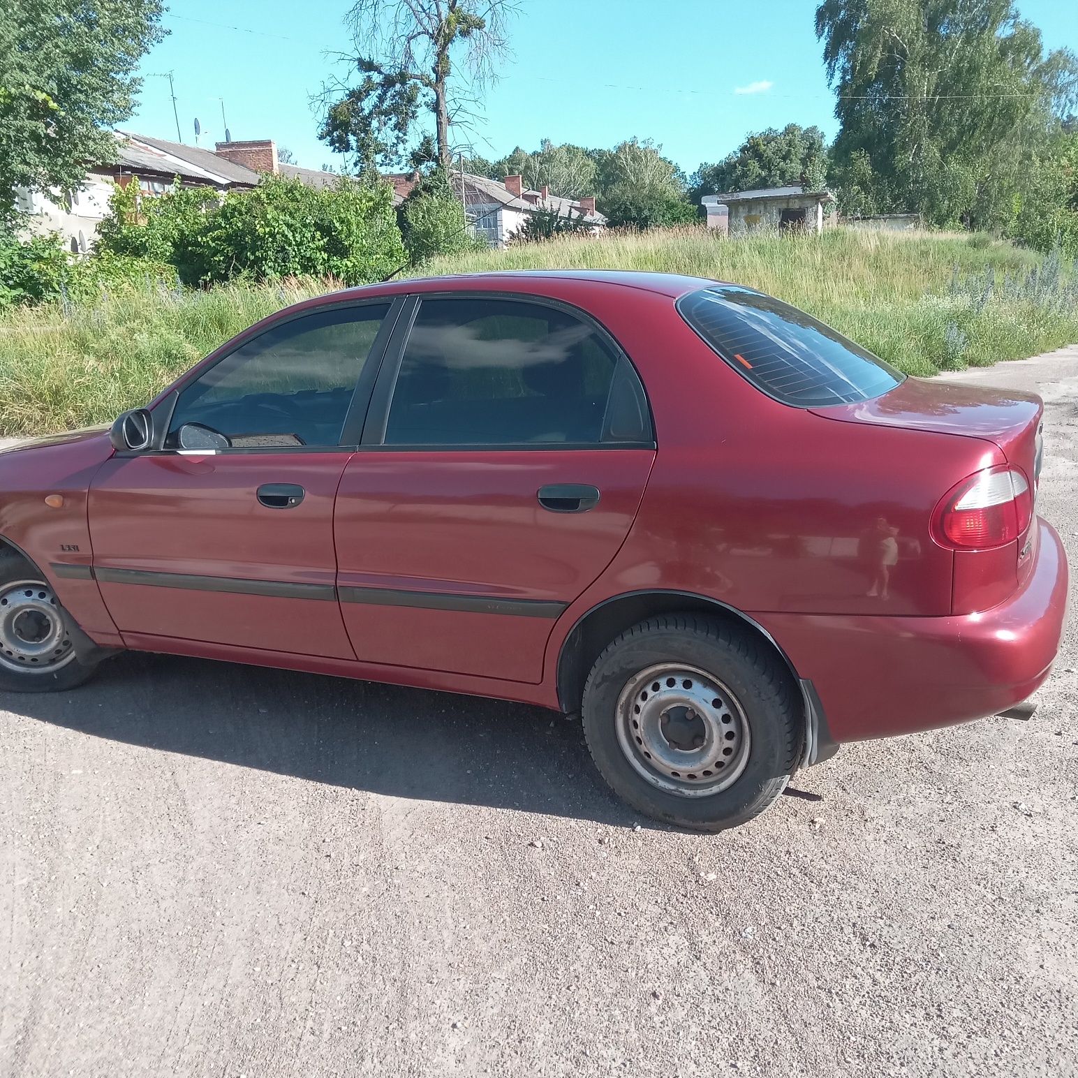 Автомобіль  Daewoo Sens