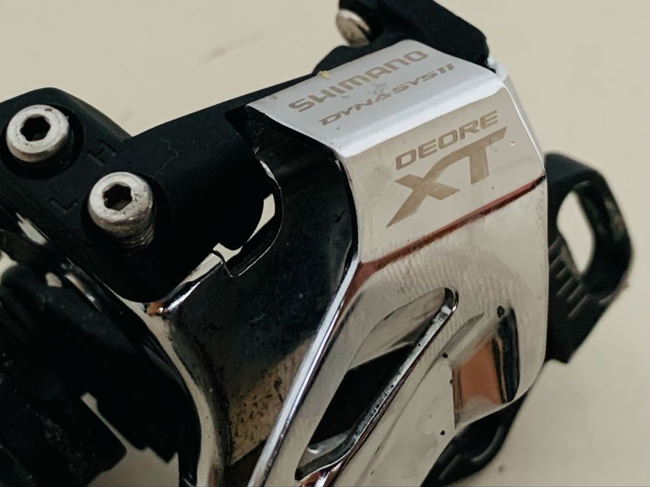 Komplet przerzutek z manetkami Shimano Deore XT M8000 (Enduro, Trail)