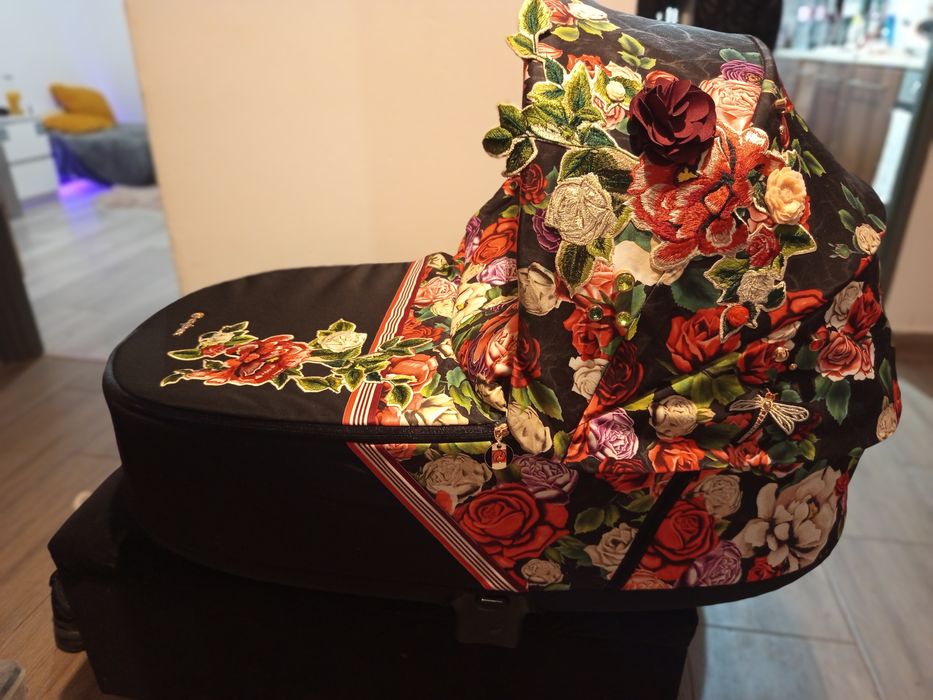 Gondola Cybex Priam 2.0 Spring Blossom Dark
