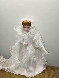 Винтажная фарфоровая кукла " Невеста" , в идеальном состоянии