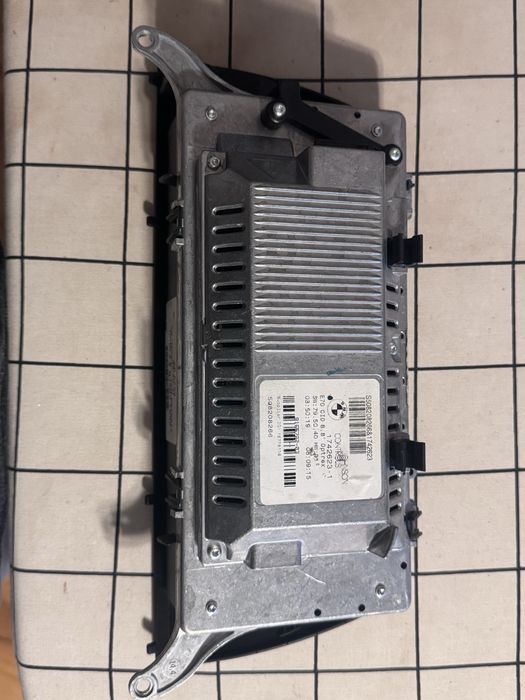 Auto radio BMW (E70)