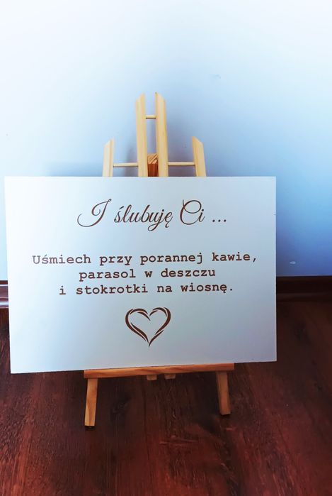 Tabliczką do bufetu i sztaluga