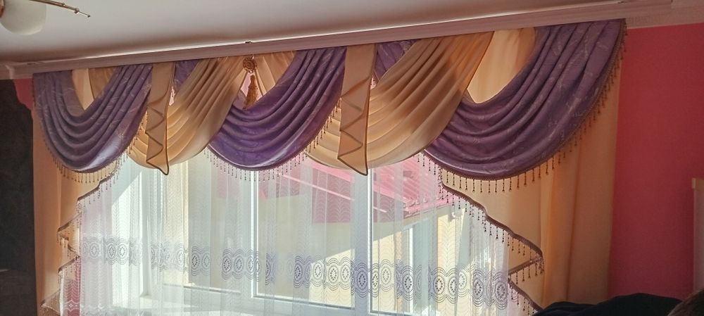 Продам гардини 3 метрову і  1.80