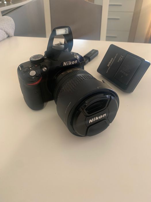 NIKON máquina fotográfica