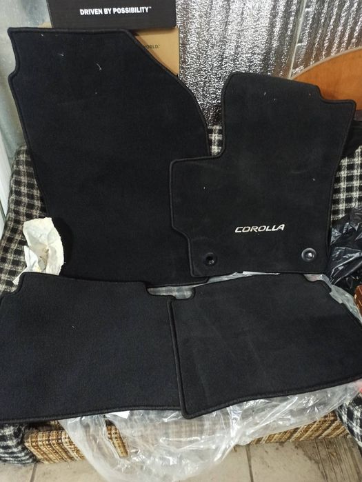 Продам коврики Тойота Toyota Королла Corolla
