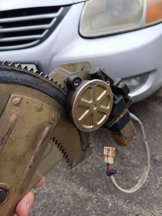 Продам элекро стеклоподьемники ваз 2110 ,21099