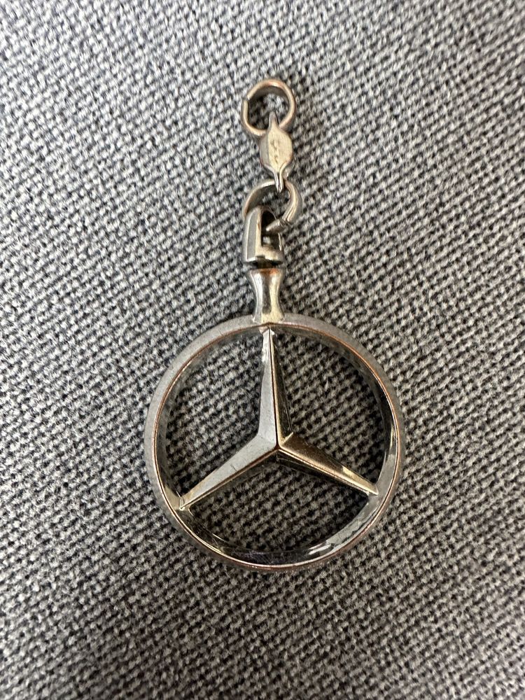 Nowy oryginalny brelok do kluczy Mercedes