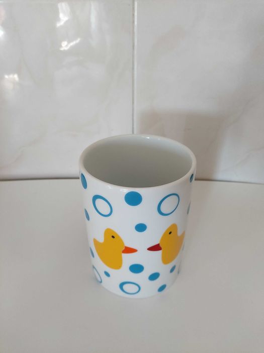 Vaso com patinho