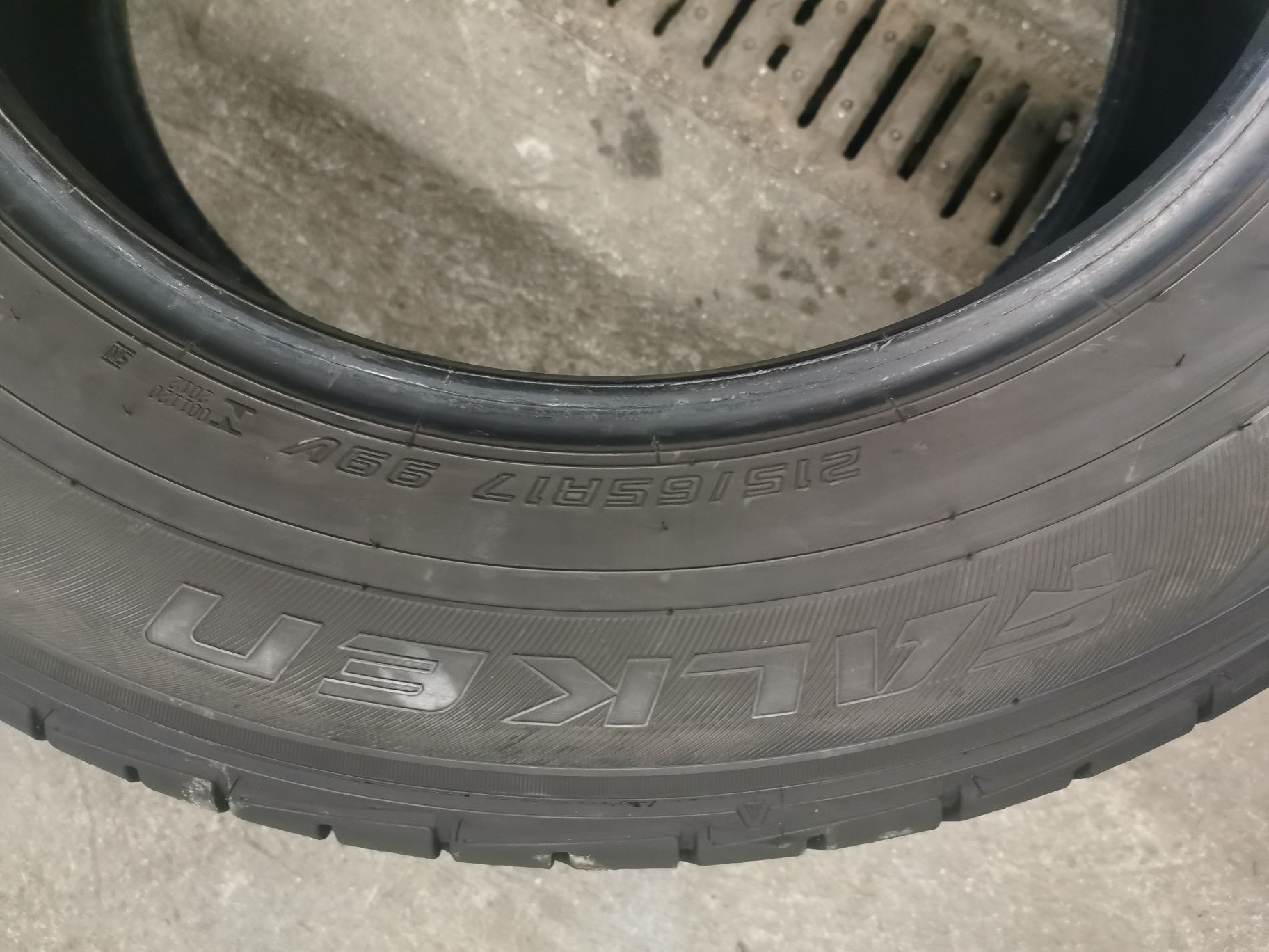 Para opon 215/65R17 99V Falken Ziex ZE914 Ecorun 2018 rok