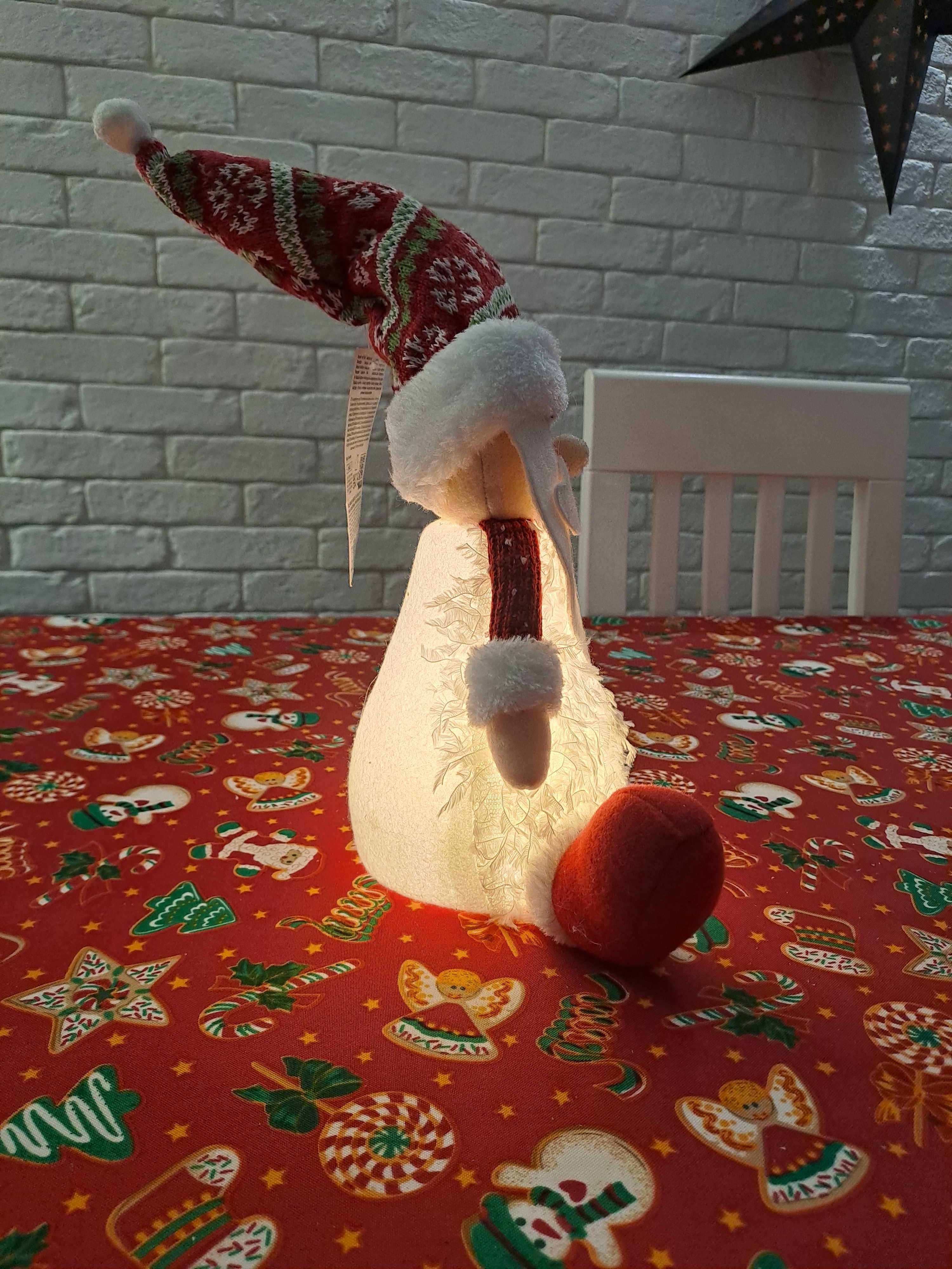 Święty Mikołaj pluszowy 27cm LED