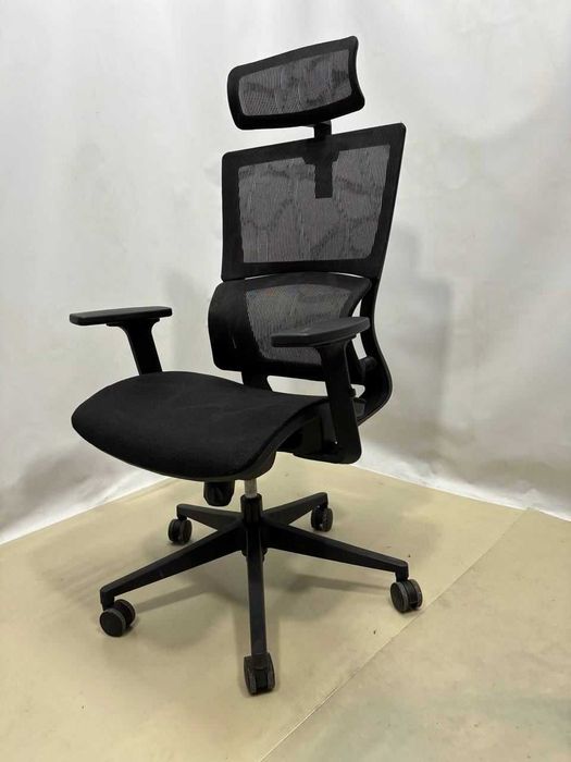 Ортопедичне крісло, сітка з підголовником