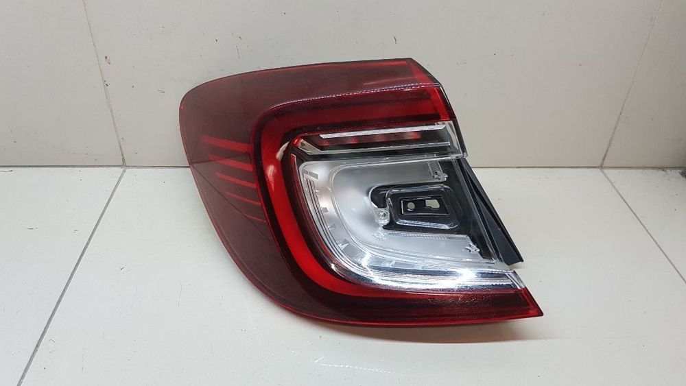 RENAULT CAPTUR II 19- LAMPA TYLNA LEWA TYL