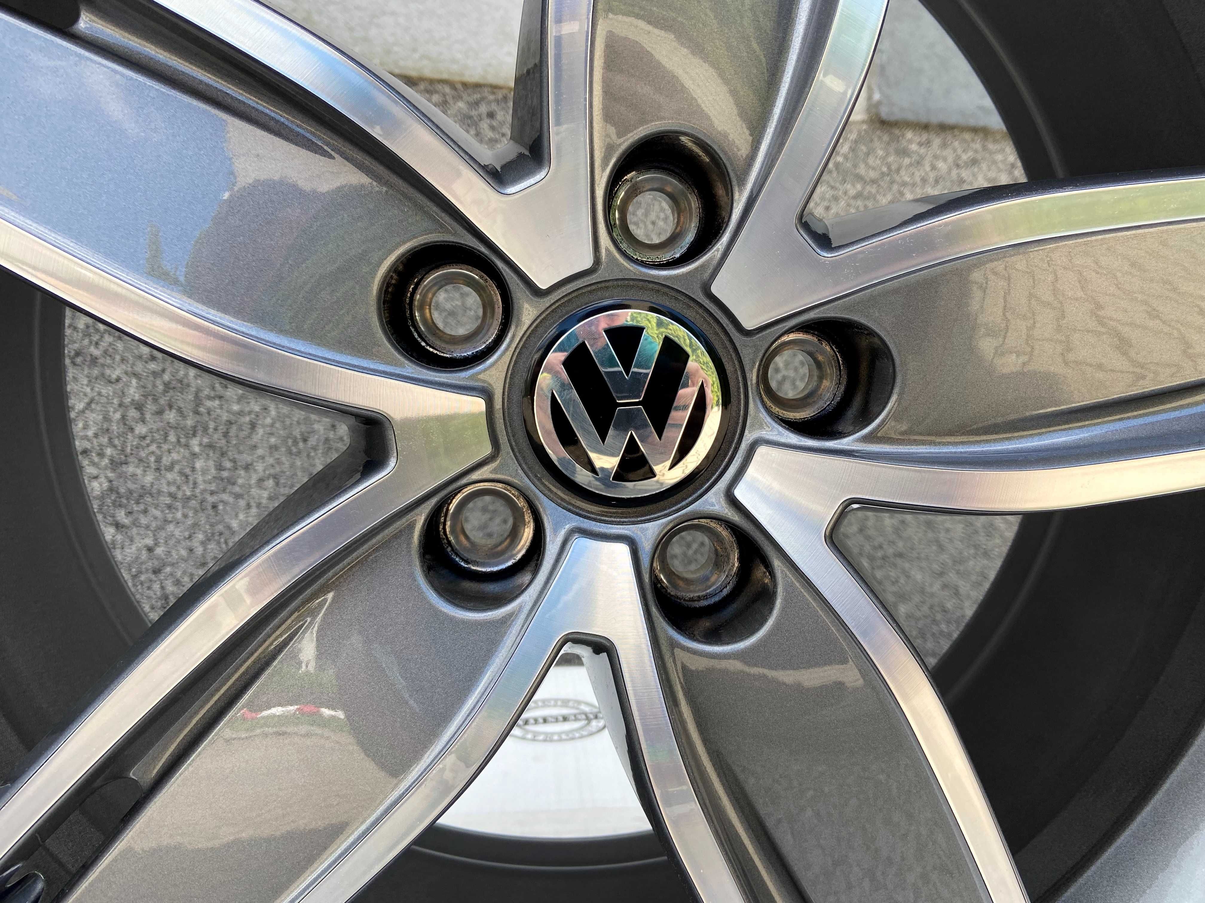 Oryginalne felgi 19 5x112 VW Golf T-Roc Passat