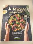 Livro " A mesa com o pingo doce"