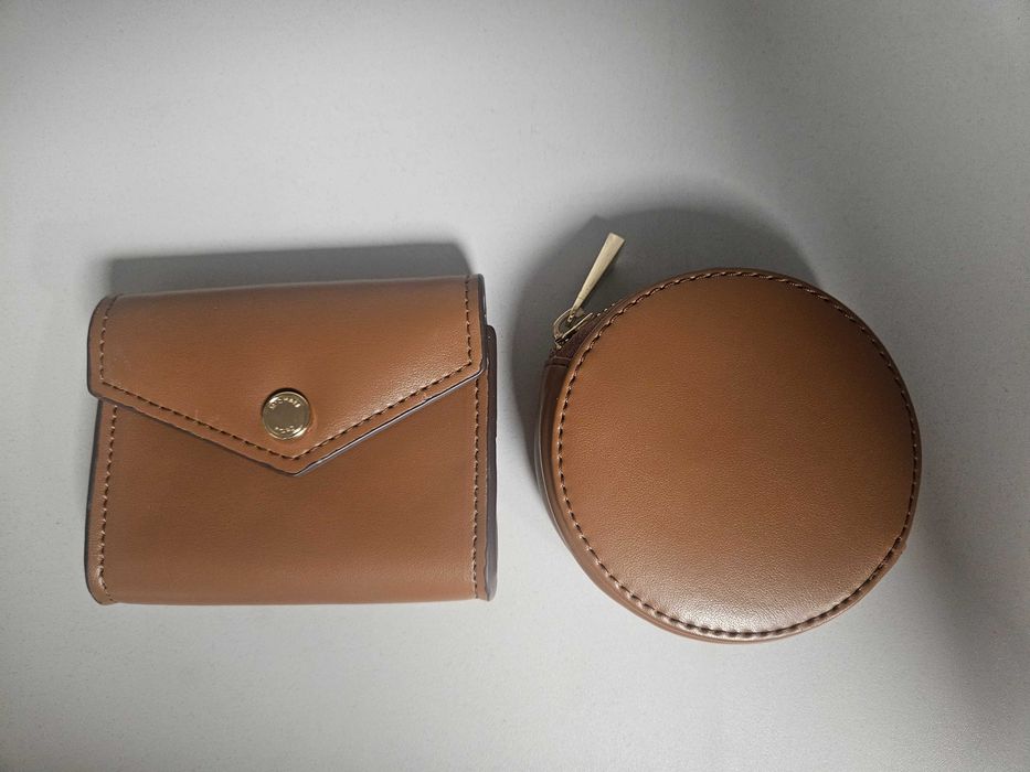Brązowa skórzana torebka damska Michael Kors saszetki do paska