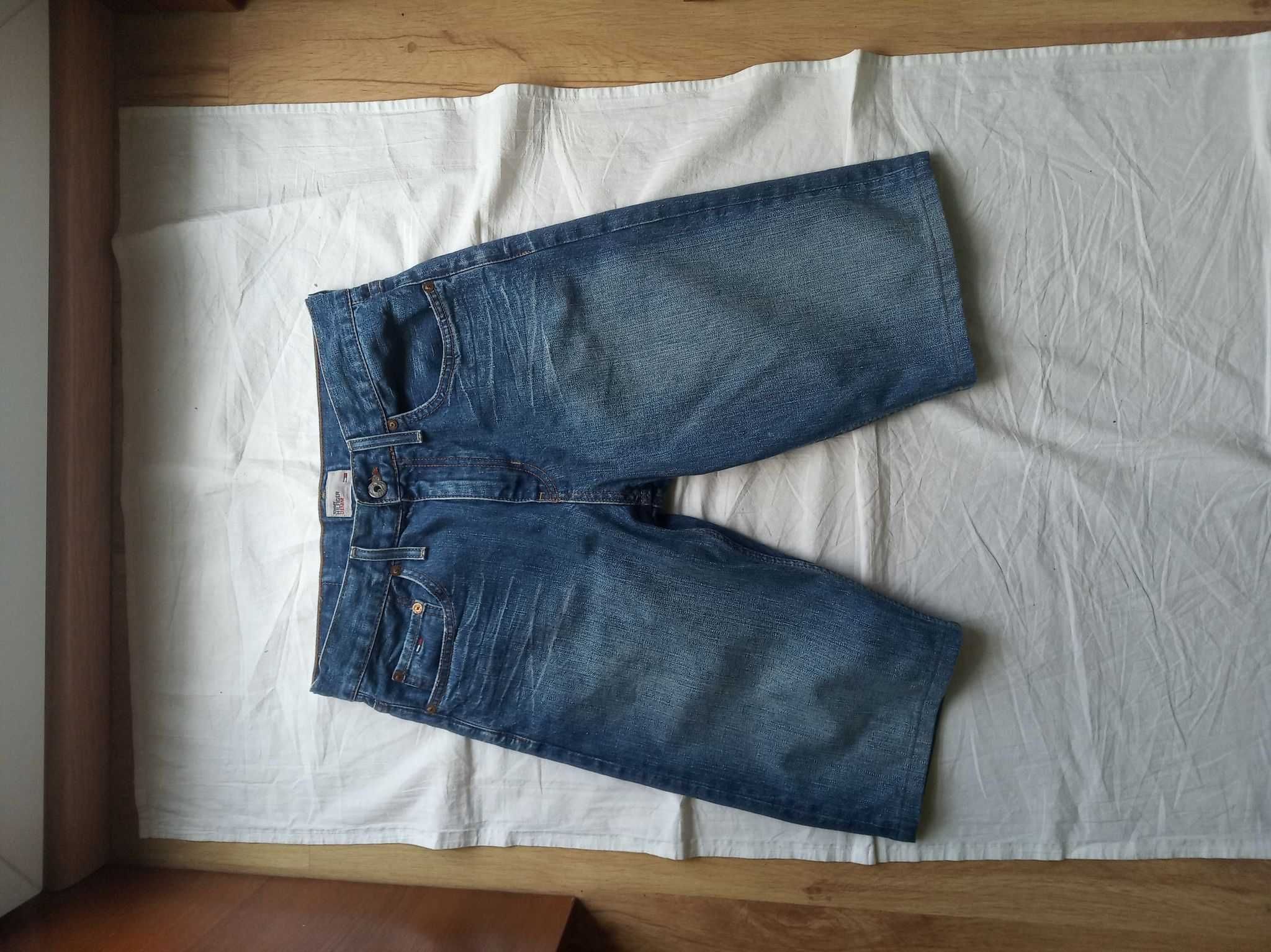 Spodenki jeansowe szorty męskie logowane W 30 L 36 -"Tommy Hilfiger ".