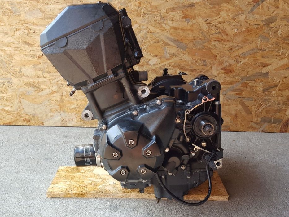 Felga  z1000 Kawasaki kolo 2007-09 rok Prosta ladna  Szara Pomarancz
