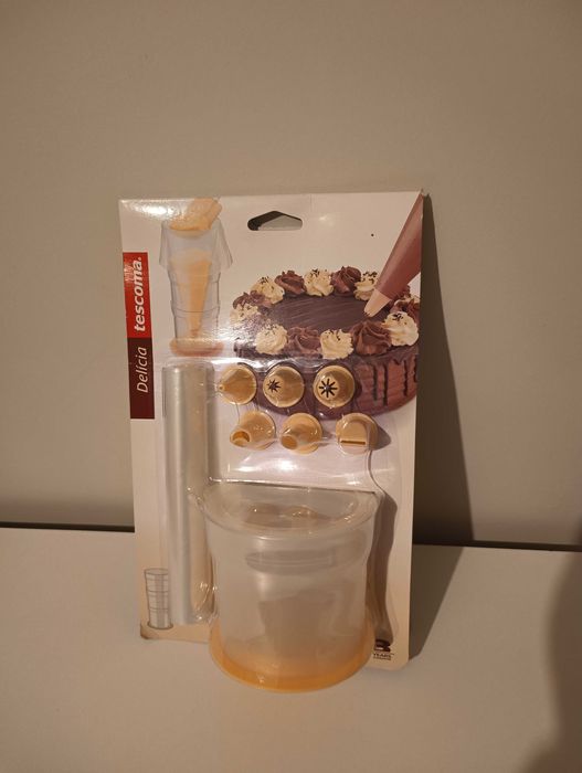 Zestaw: stojak+końcówki do dekoracji+ folia