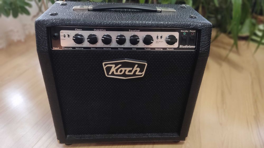 Lampowy wzmacniacz gitarowy Koch Studiotone 20 combo