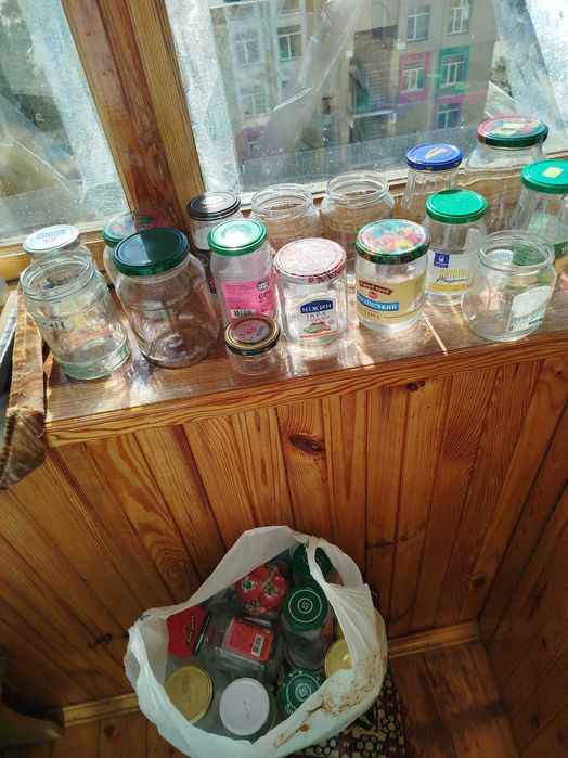 Продам банки б/у