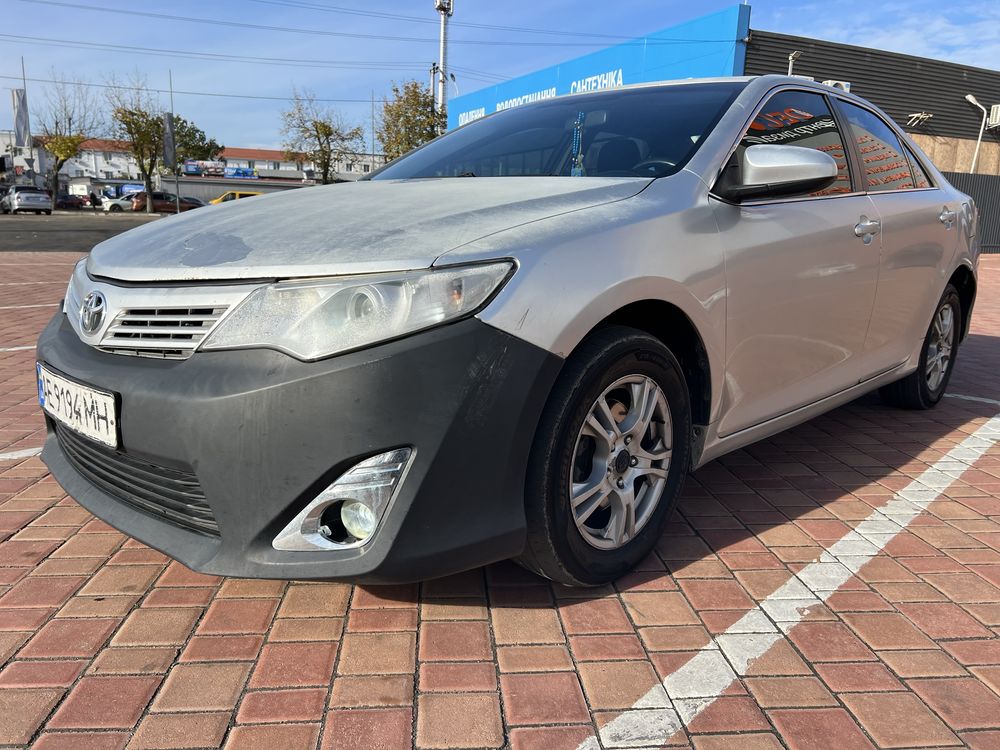 Toyota camry 50