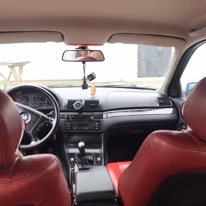 BMW E46 1999  рік 1.9 бензин
