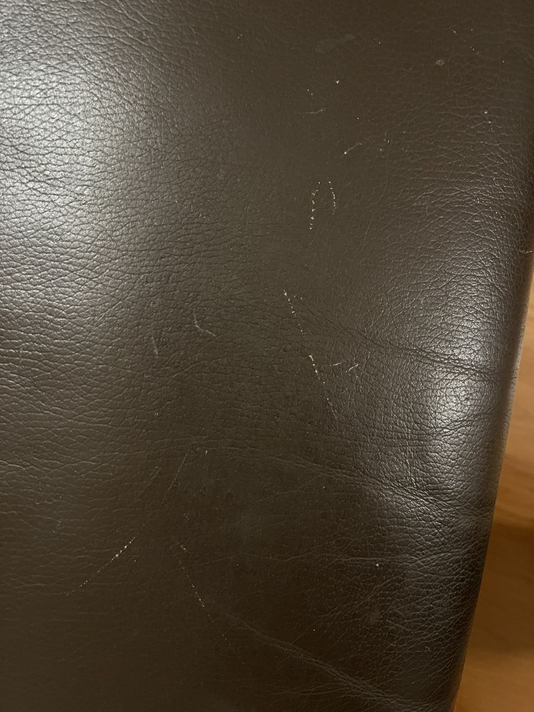 Sofá com chaise longue