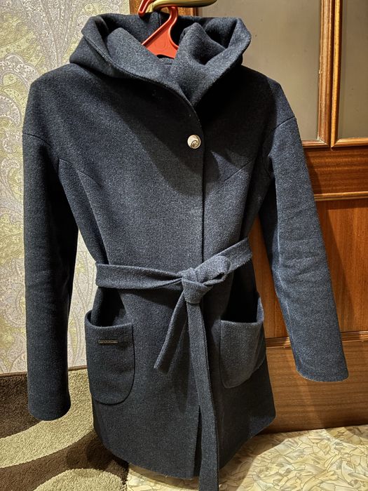 Напівпальто демисезонне р.44