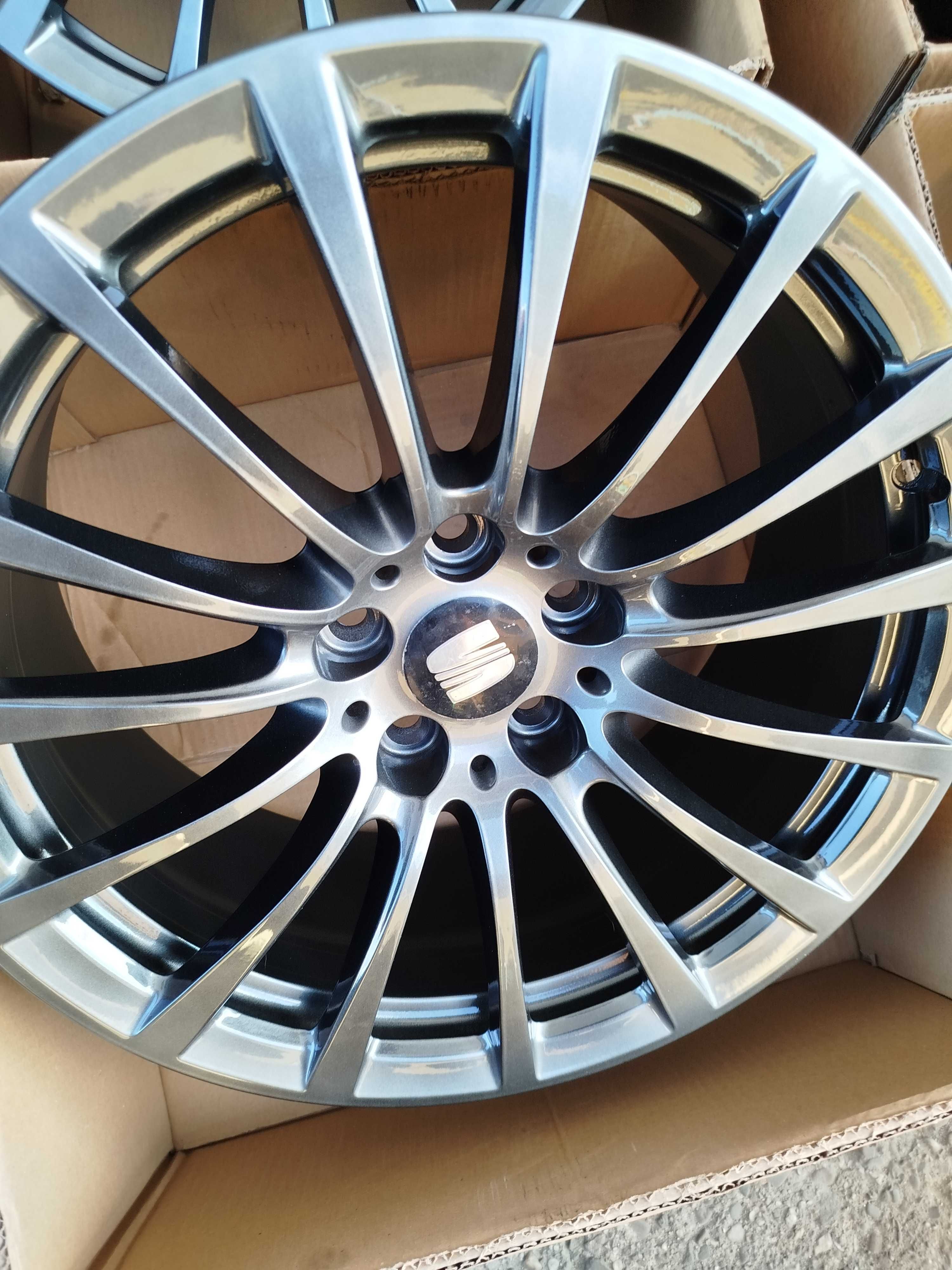 A16#Alufelgi uzywane 18"5x112 et30 Vw Skoda Seat Audi A4 SuperB Passat