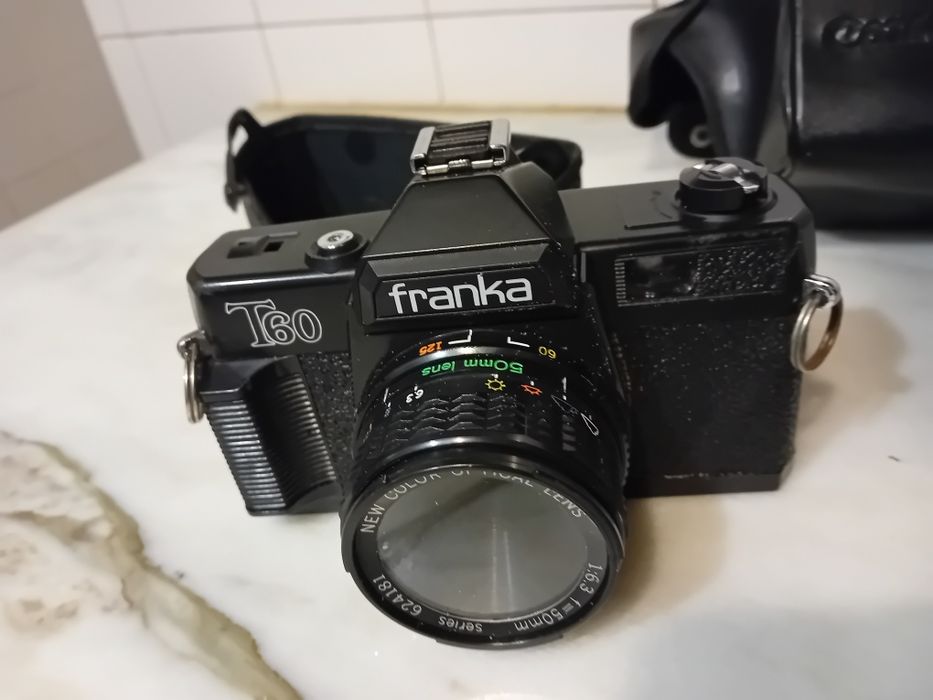 Câmara Fotográfica Antiga Franka T60