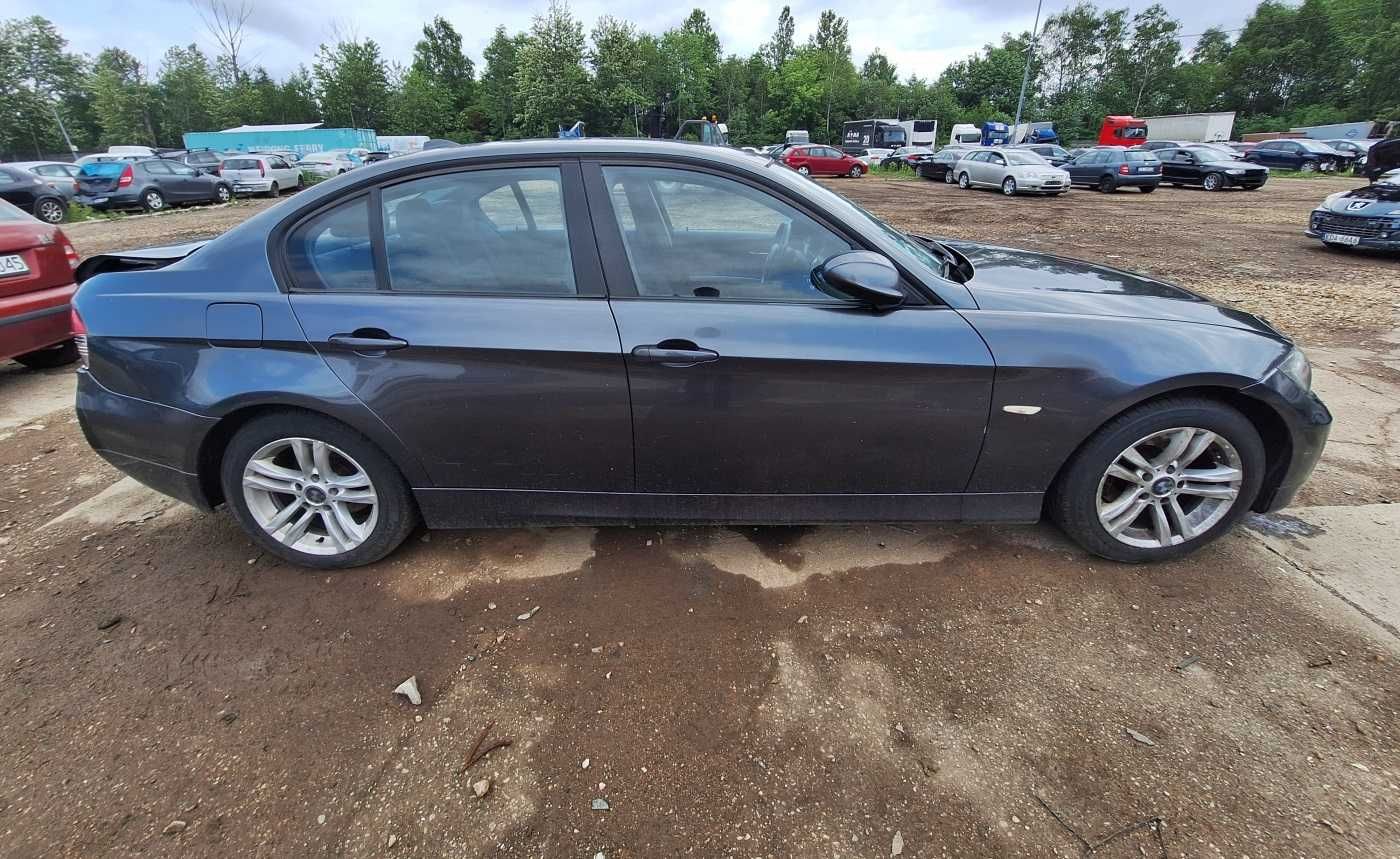 BMW E90 N46B20B N46 2.0i 150KM kolor SPARKLING GRAPHITE A22/7 części