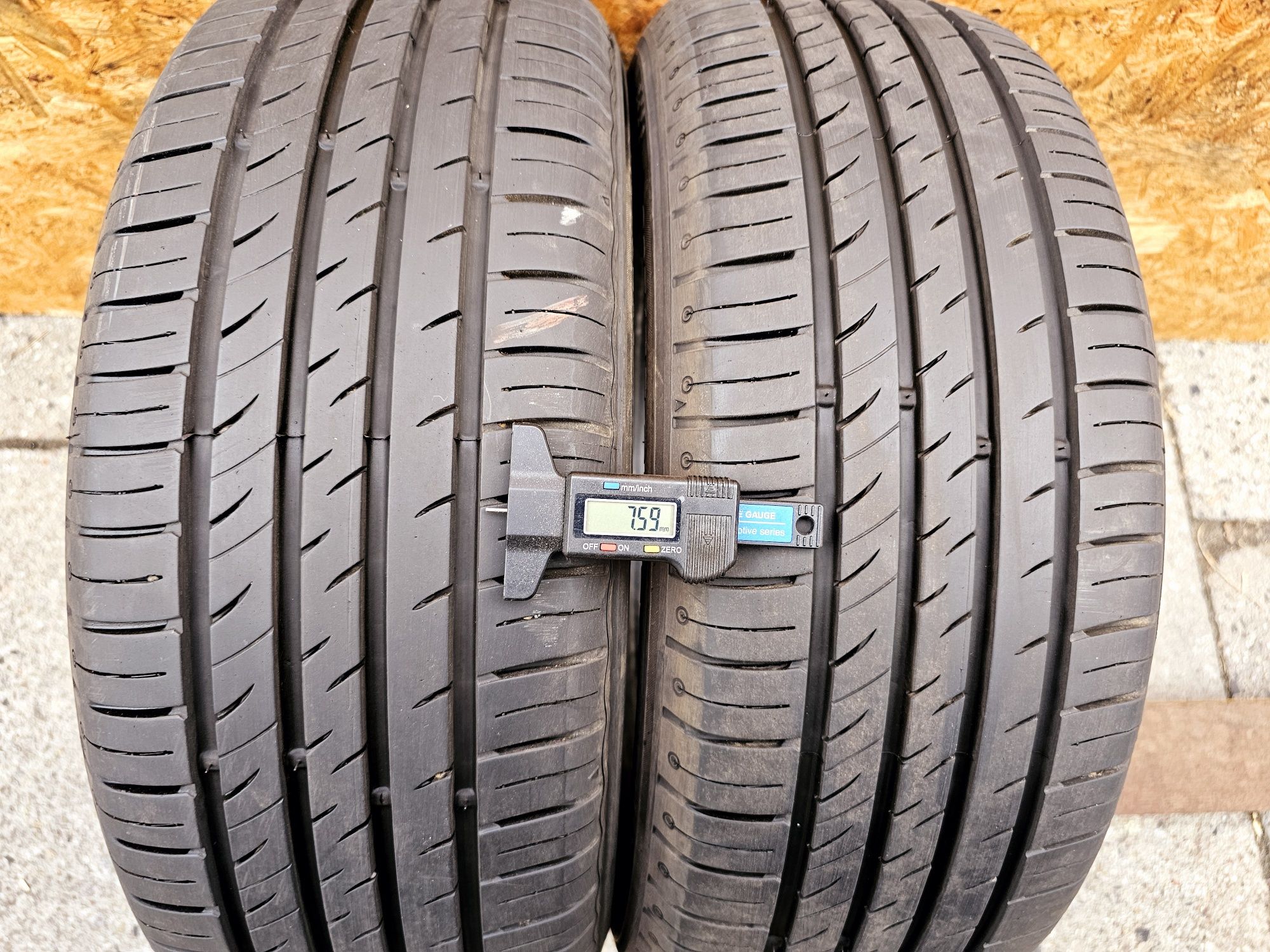 Idealne!!  7,5mm. 205/55 r16 Kumho Ecowing. 0218