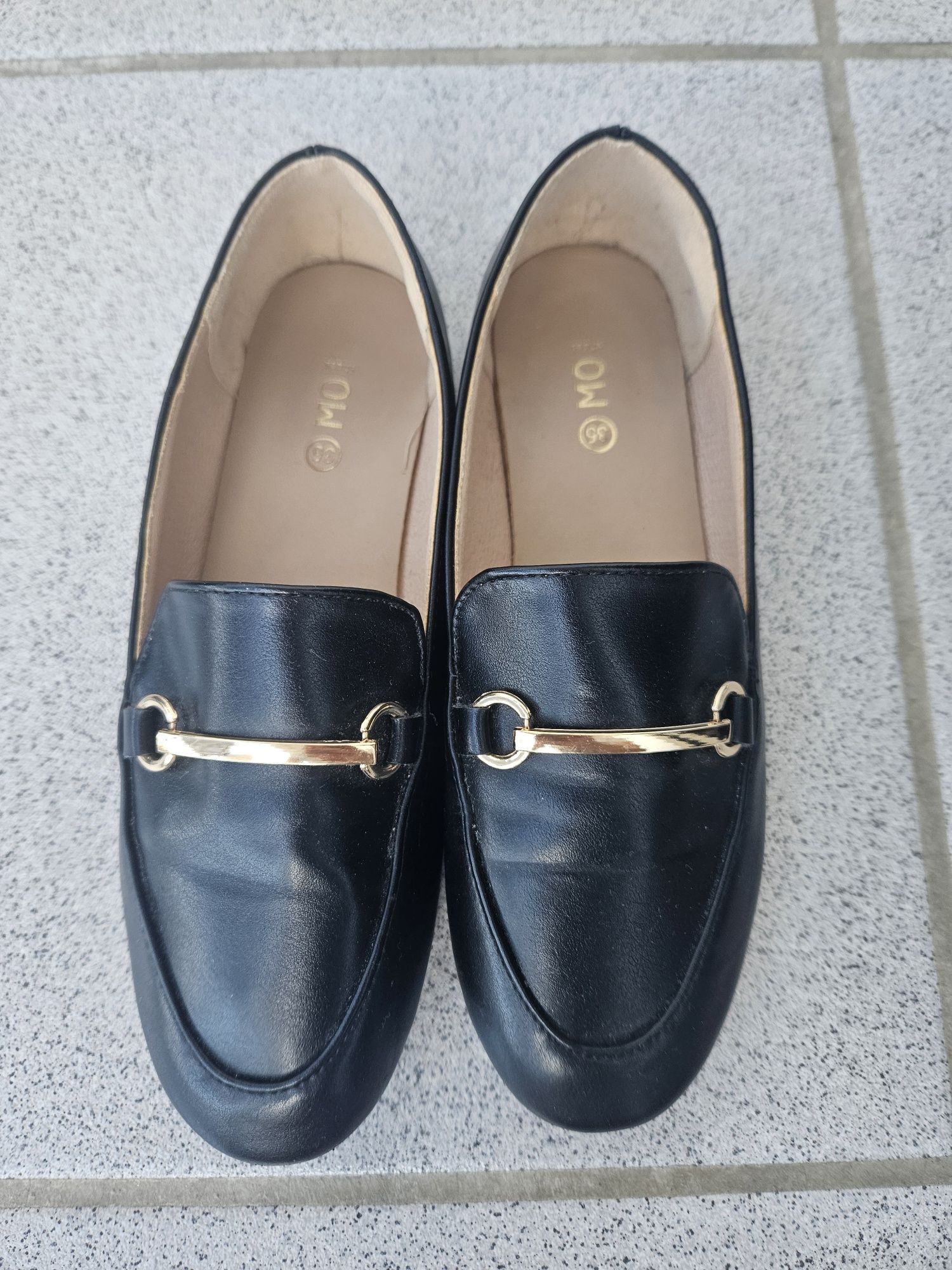 Mocassins pretos