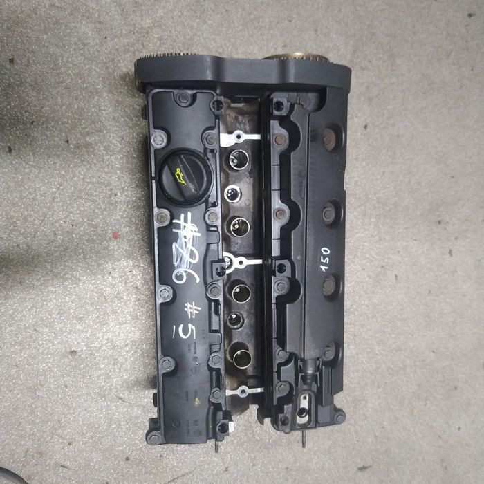 ГБЦ головка блока Peugeot 407 \ Citroen Xsara Picasso 1.8 БЕНЗИН.