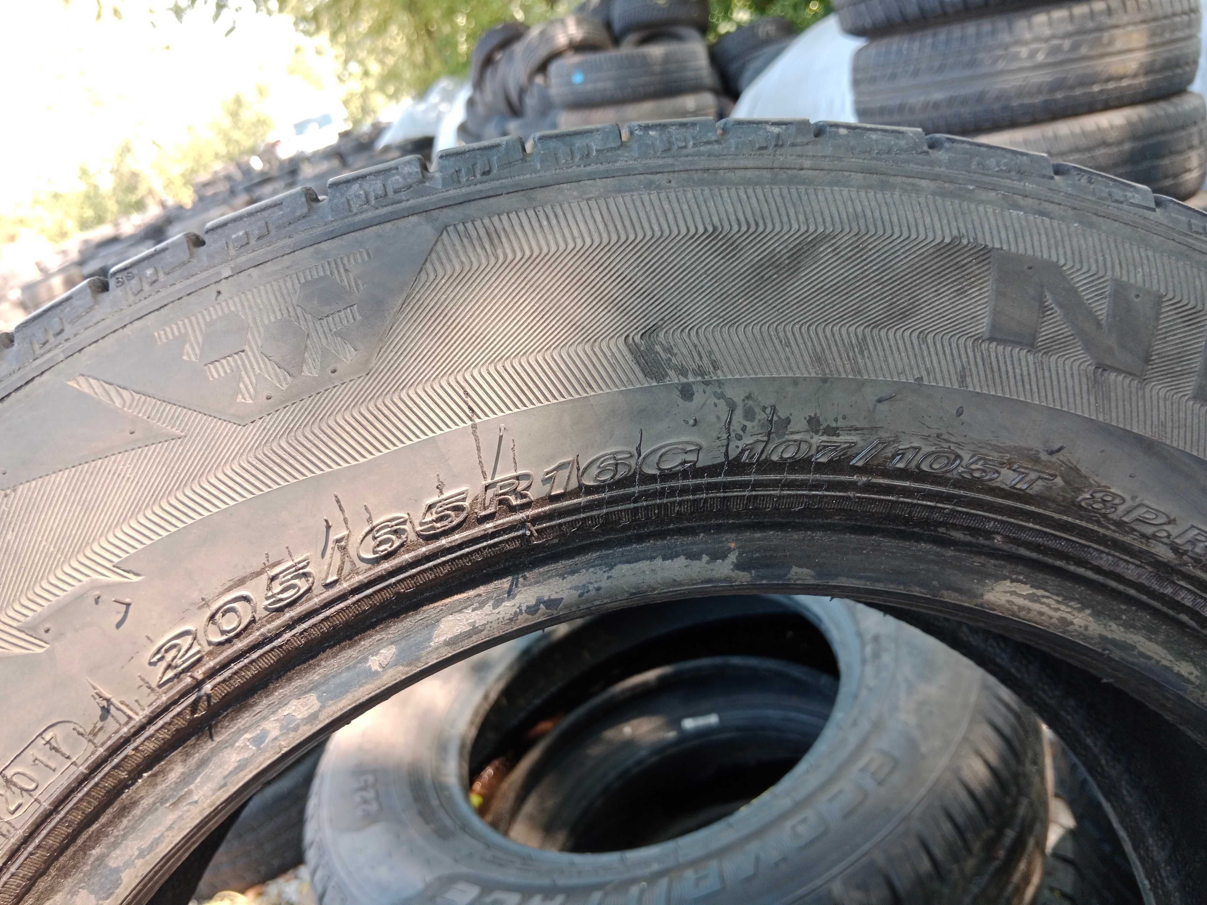 Opona używana 205/65R16C Nexen WinGuard WT1 1szt.