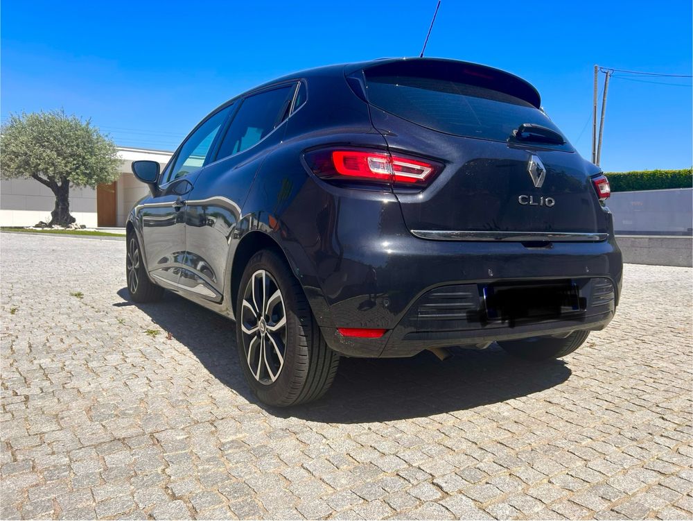 Vendo renault clio