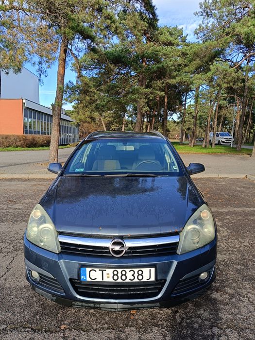 Opel Astra H kombi 2006r. 1.8 140 km z gazem