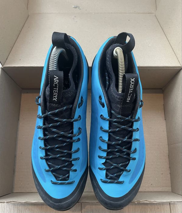 Кросівки Arcteryx