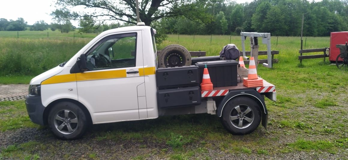 VW T5 4x4 holownik widly pomoc drogowa do 3,5t