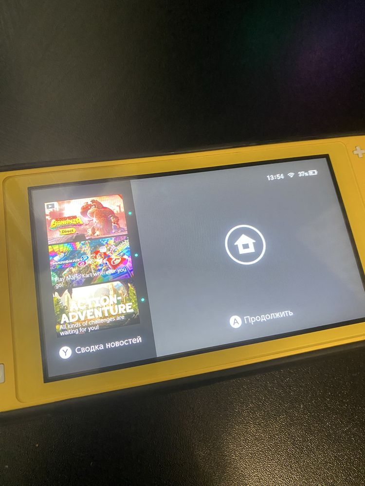 Nintendo Switch Lite + гра Zelda + чохол