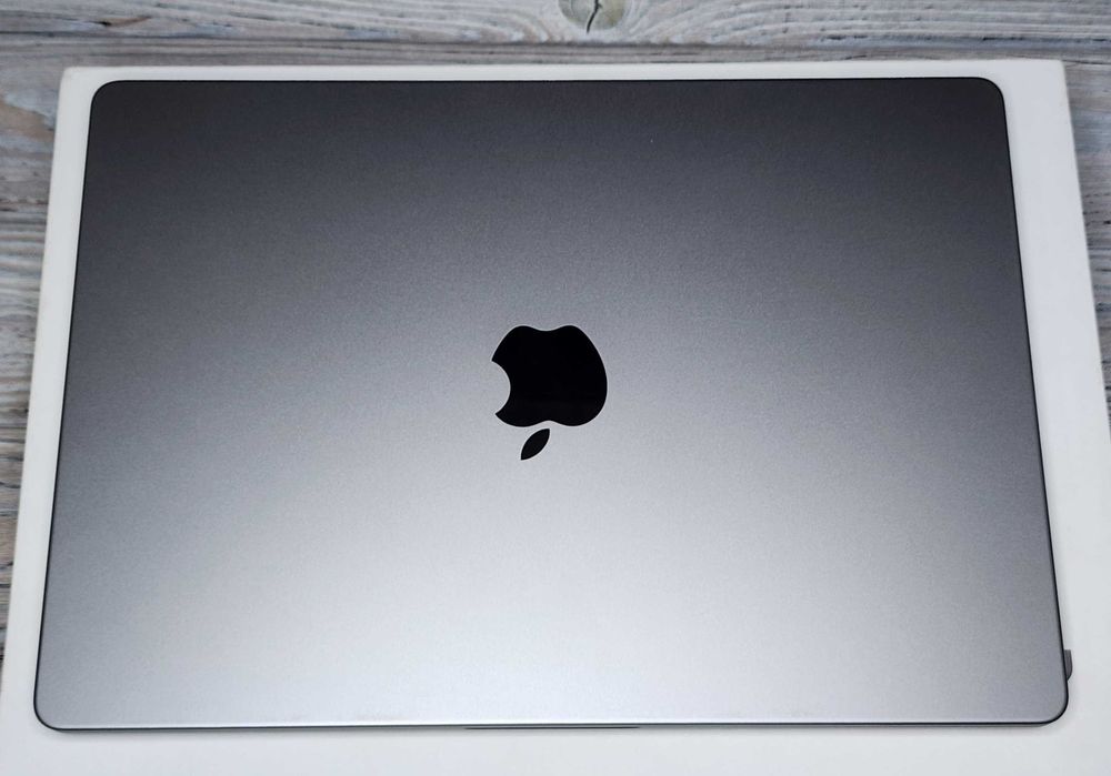 MacBook Pro 14 Mid 2023 M3 (MTL73) Space - 899$ - EmojieStore
