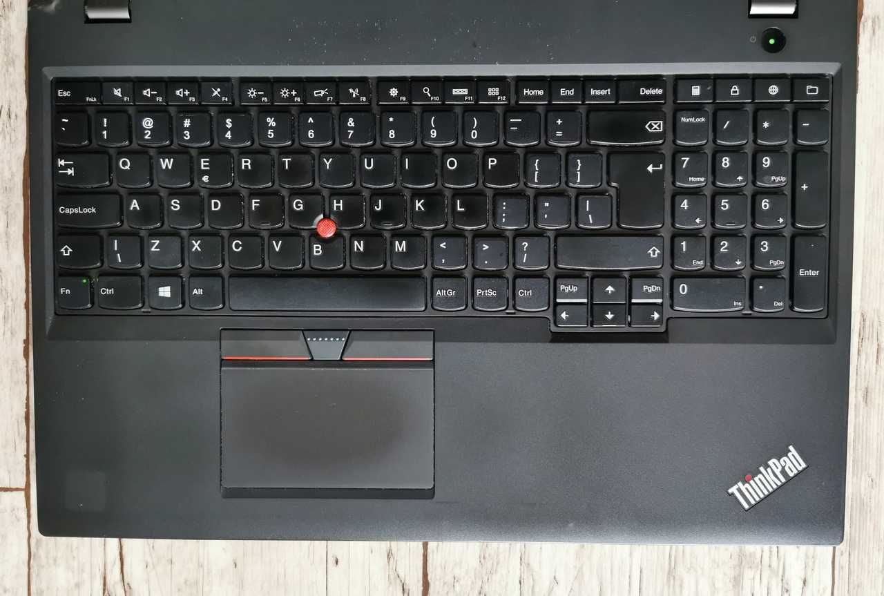 Laptop Lenovo ThinkPad T560 15.6" IPS FHD I5 8/256GB bat. 6h ładny