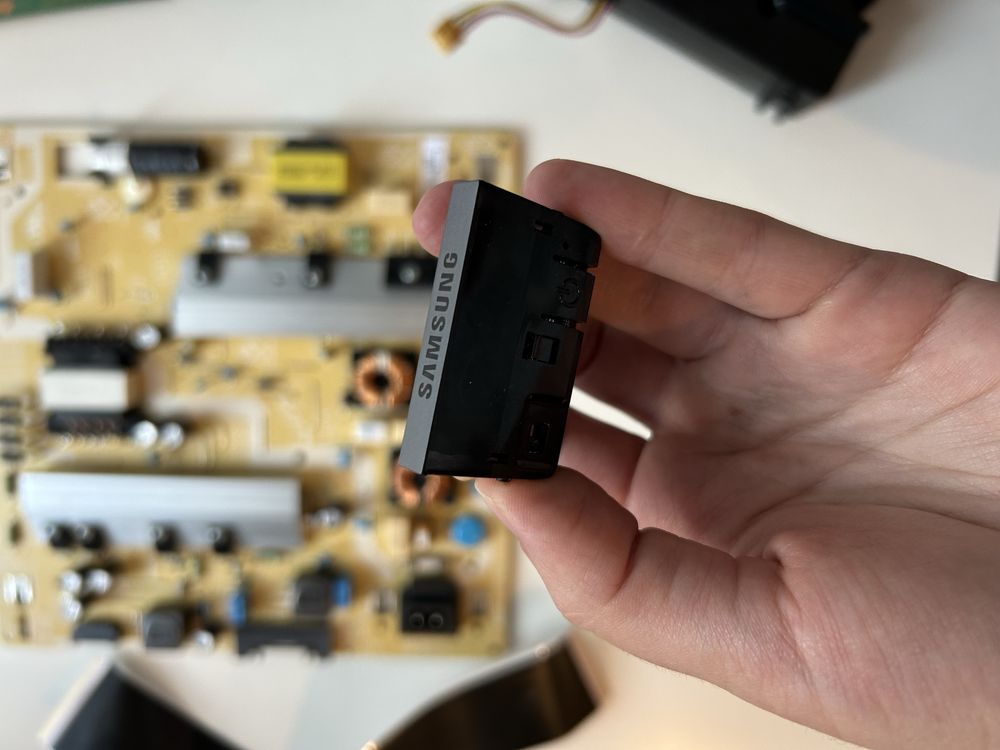 Części do Samsung Model: QE50Q87 TAU
