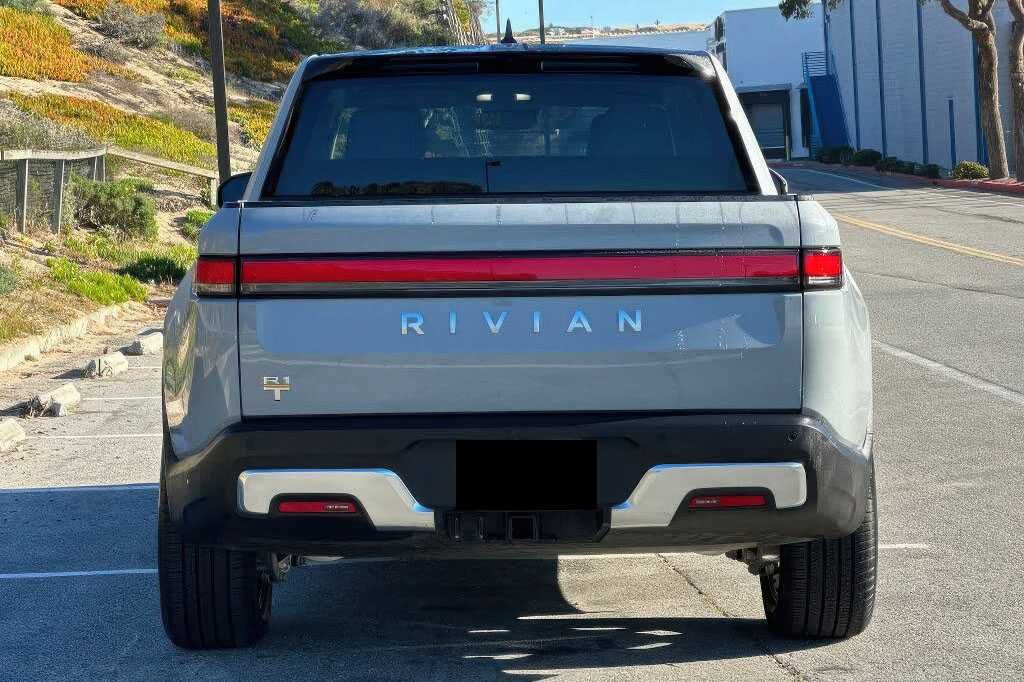 2023 Rivian R1T Adventure Quad Motor Crew Cab AWD