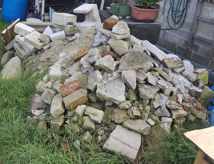 GRUZ budowlany OBRA Oddam za darmo
