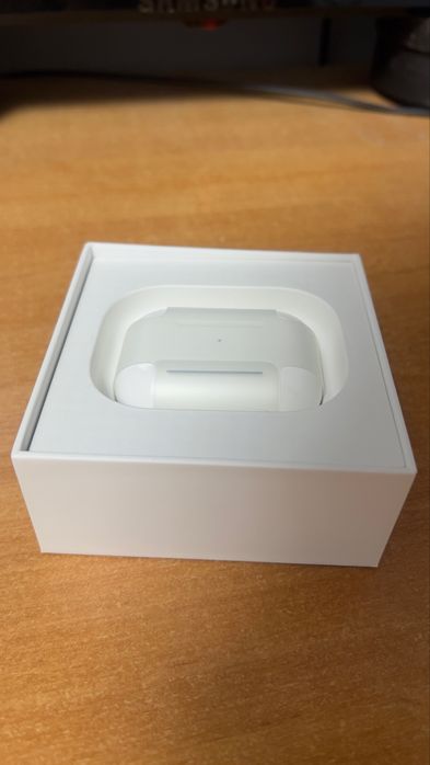 AirPods Pro MagSafe Charging Case