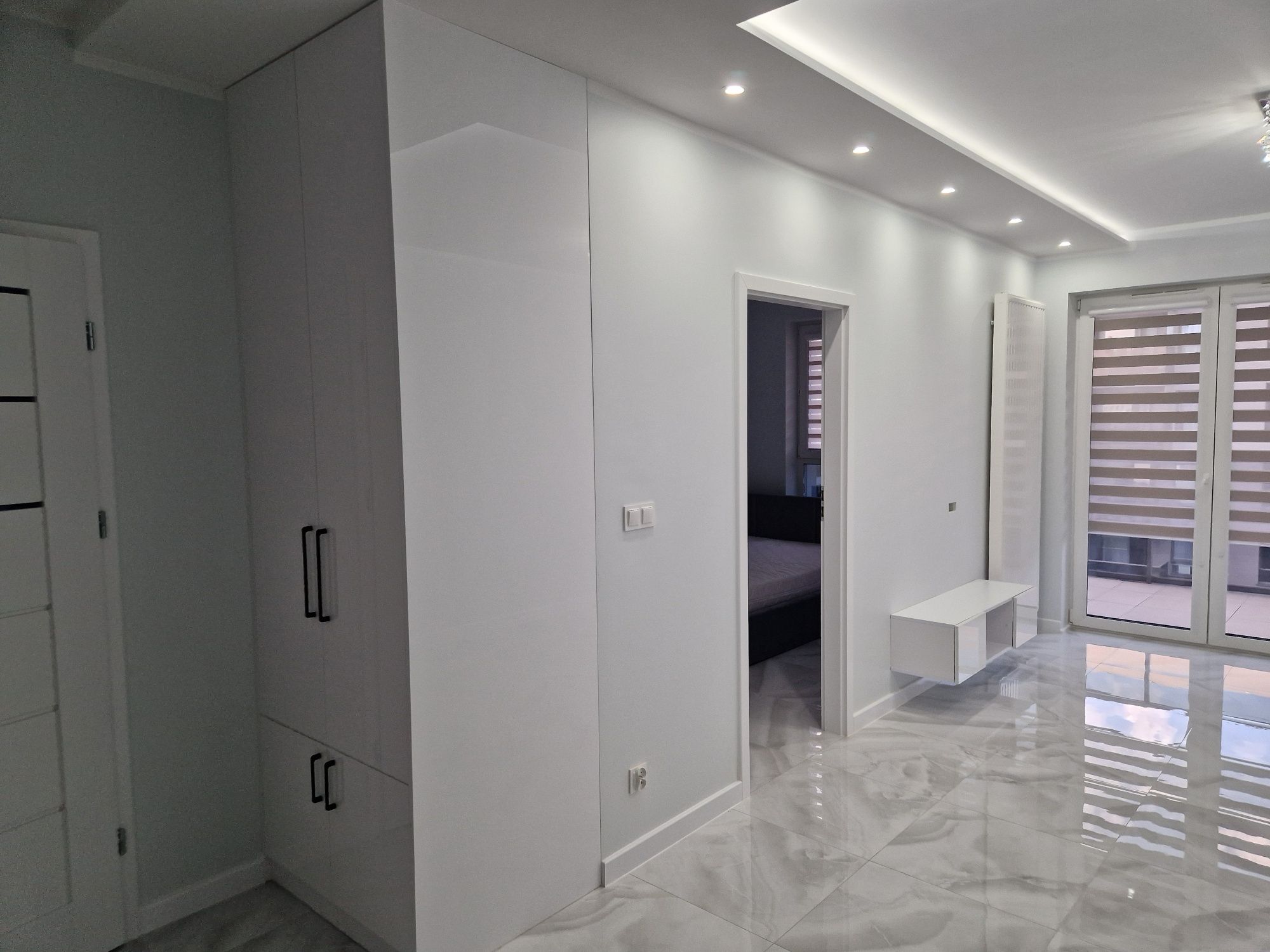 Nowe ,Centrum Jurowiecka  42m2 Salon z kuchnia + Sypialnia idealne dla