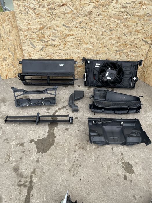 Касета радіатора бмв і3 жалюзі, дефлектор, напрявляючій повітря mbw i3