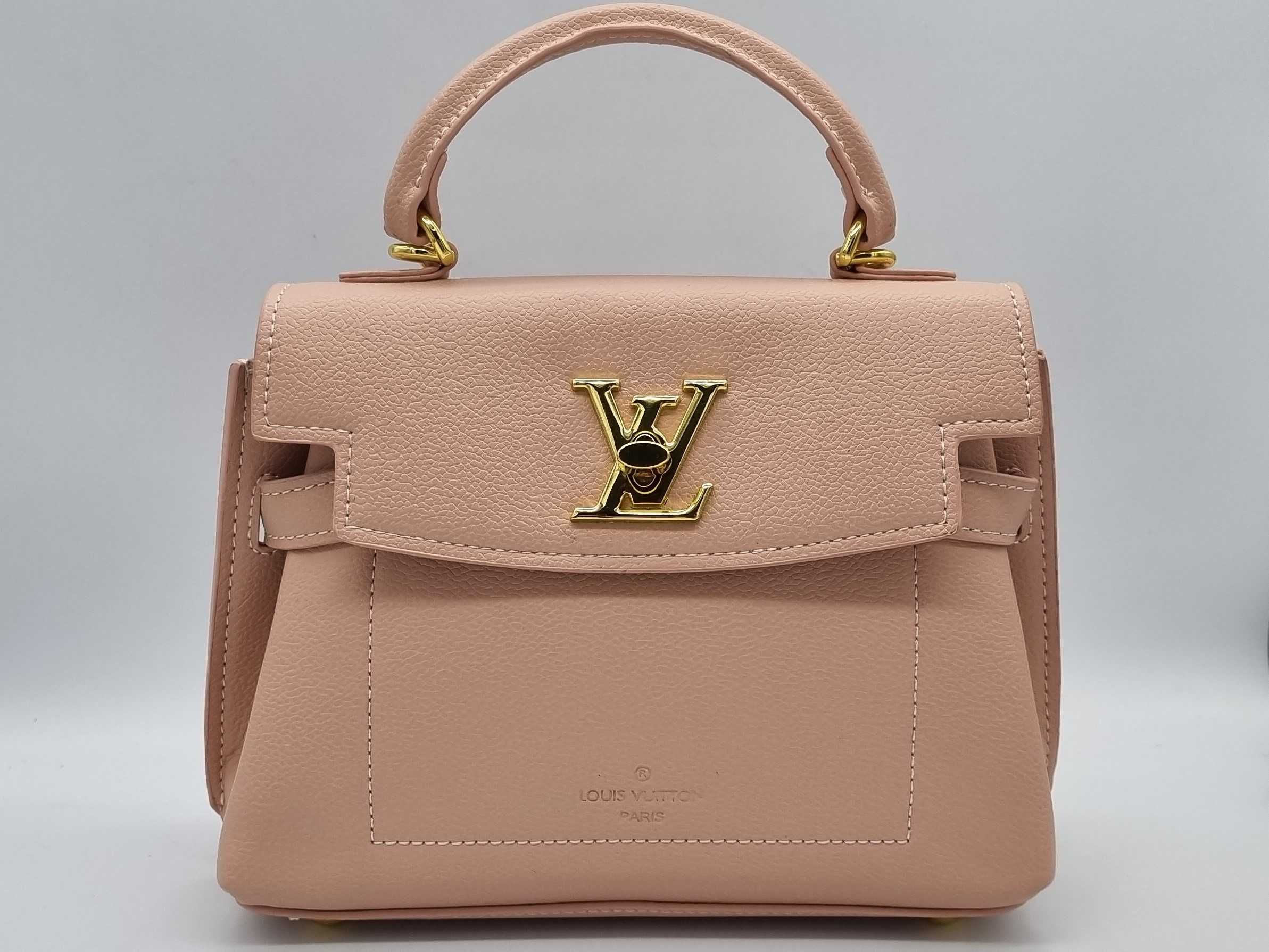 Сумка Louis Vuitton Lockme Ever Mini Женская пудровая сумочка LV